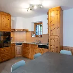 Apartamento By Randolins