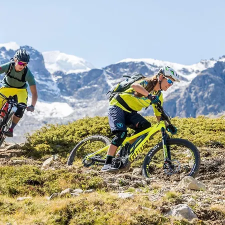 By Randolins * סנט מוריץ