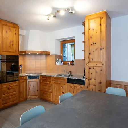 דירה By Randolins