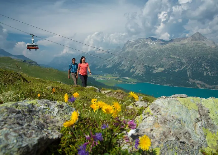 アパート By Randolins