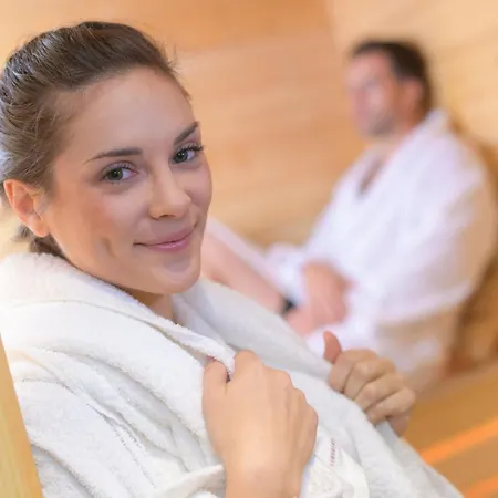 Apartment By Randolins *